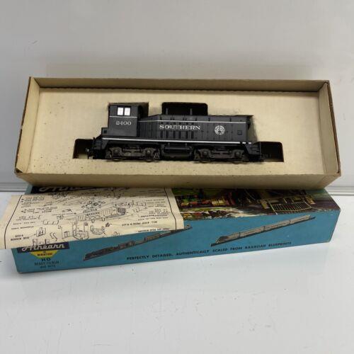 Vintage athearn amtrak coach kit new in open box Ho Scale Train Car