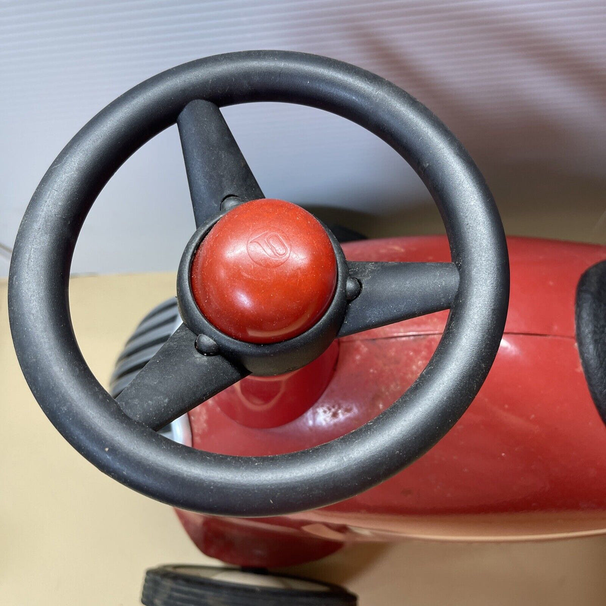 RETIRED Vintage Model 8 METAL Radio Flyer Little Red Roadster Toy Ride On Car