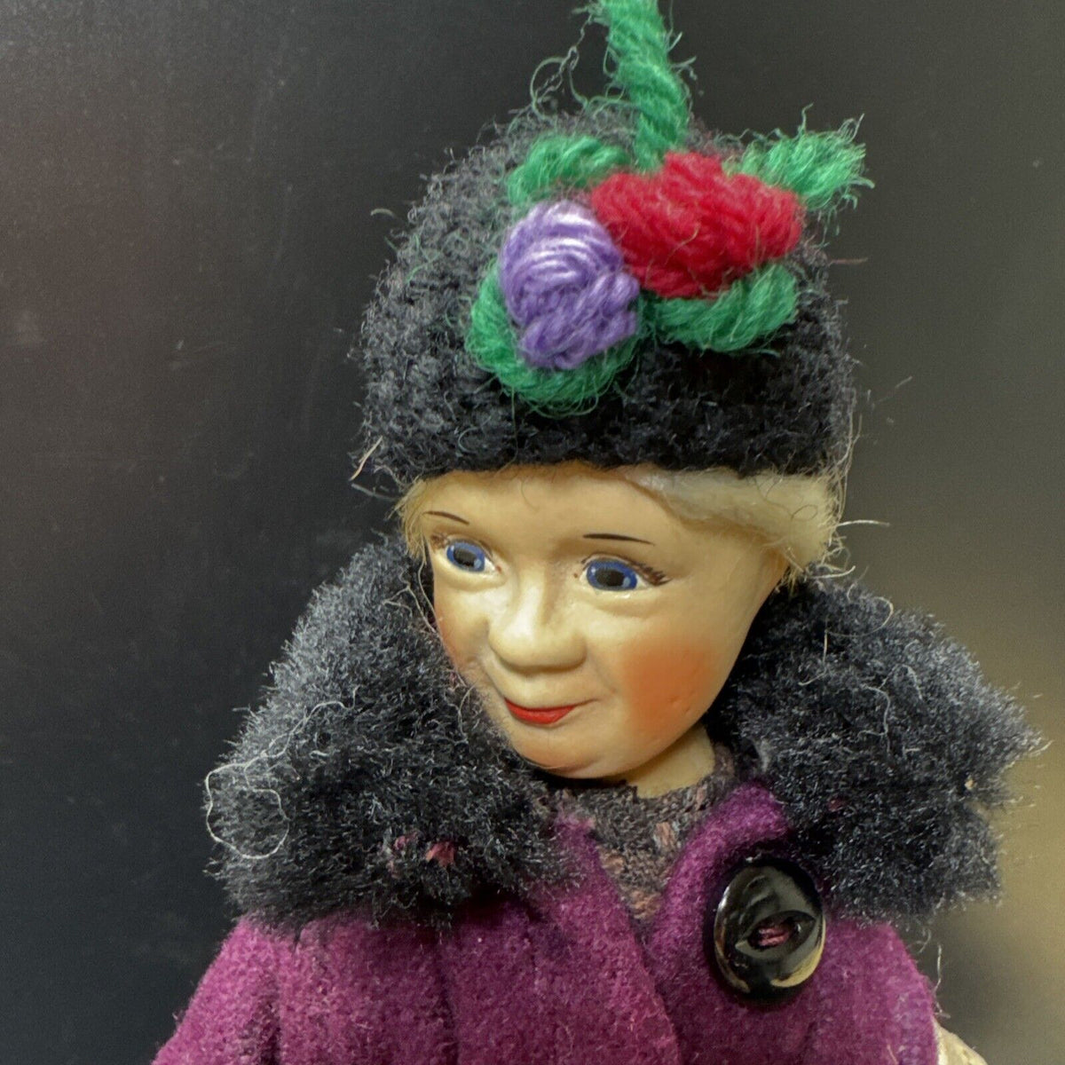 Gorgeous vintage Old Cottage Toys "Old Lady" doll