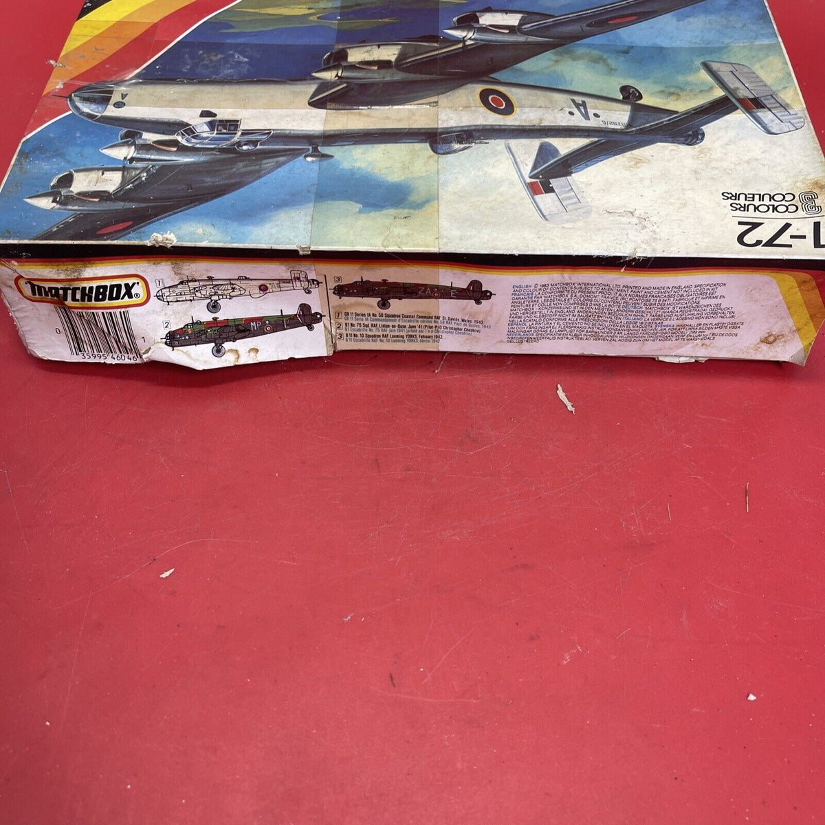 Matchbox PK604 British Handley Page Halifax bomber scale 1-72 Ca. 1983