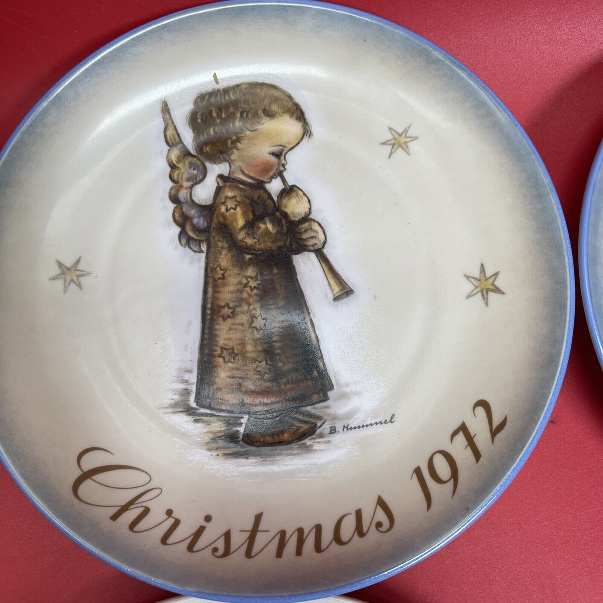 Vintage Set 9 Christmas Plates