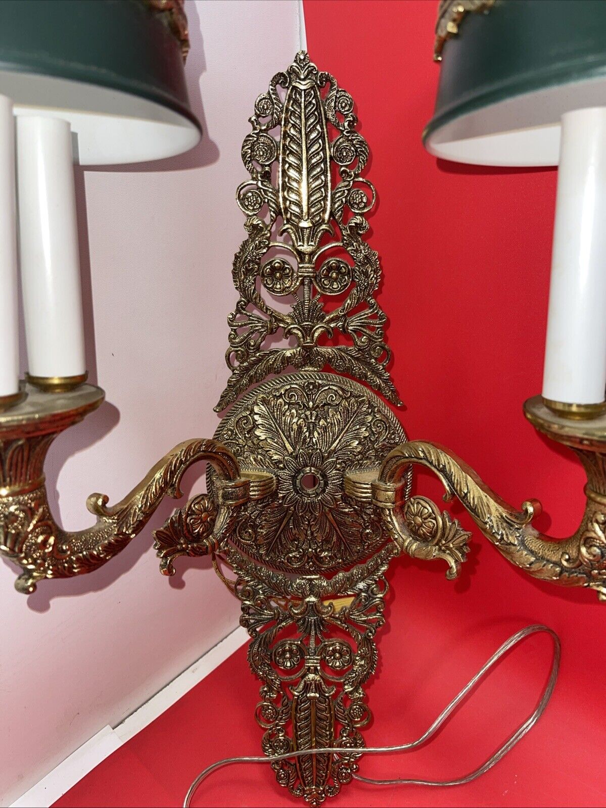 Vintage French Louis XV Rococo Gold Gilt Brass Wall Sconce
