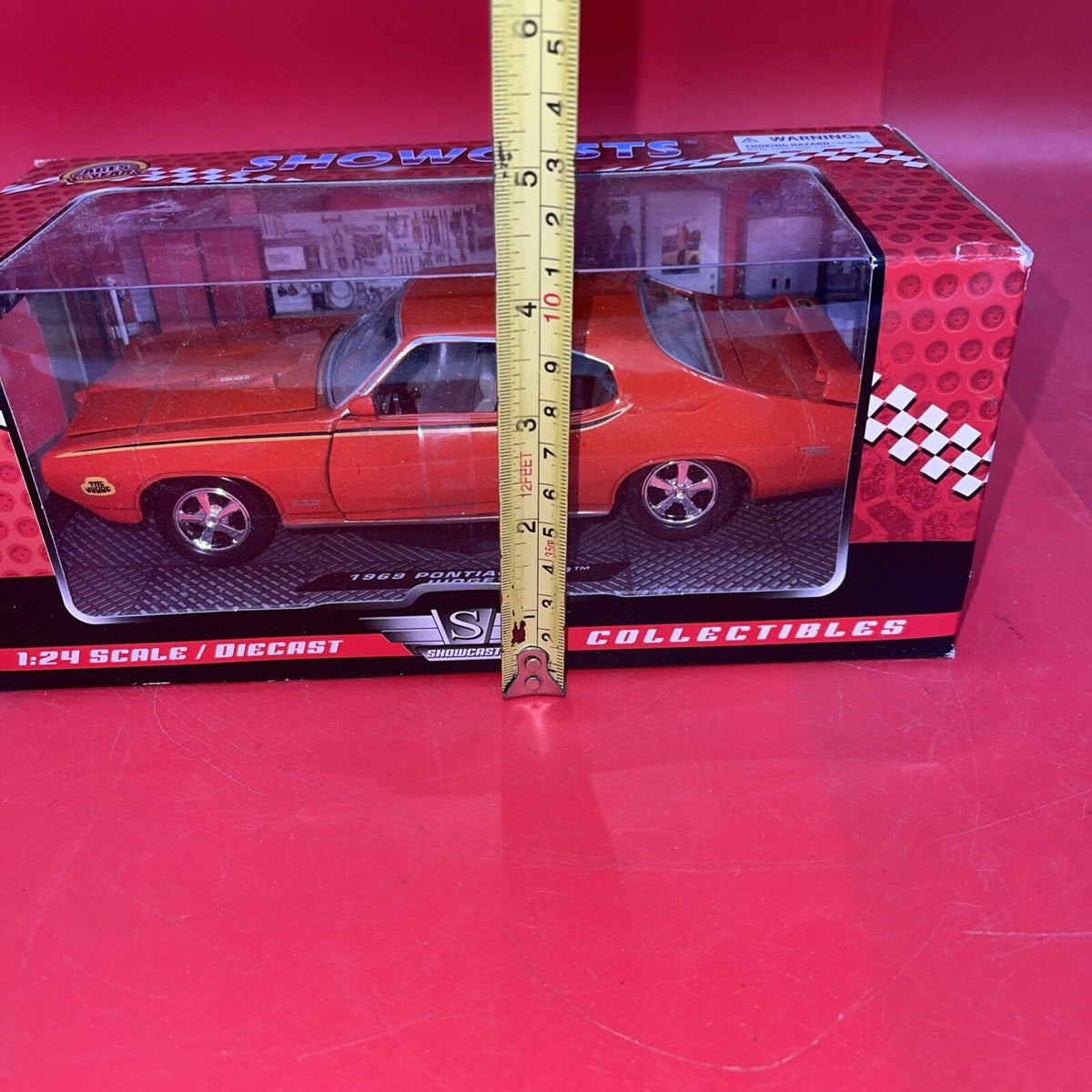 Showcasts 1969 Pontiac GTO Judge 1:24 Damage Box