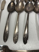 Oneida Community Tudor Plate Queen Bess Flatware 50pc