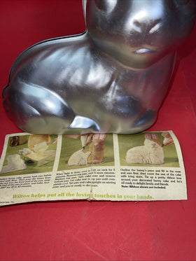 Vintage Wilton 3D Bunny / Rabbit 2 Piece 1974 Cake Baking Pan 