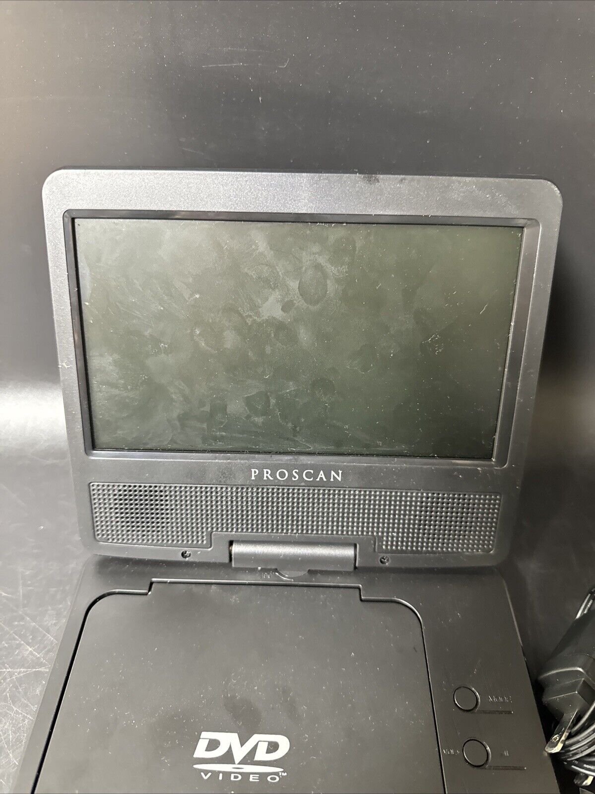 Proscan PDVD7040B, 7" Portable DVD Player with Charging And Bag/ Works