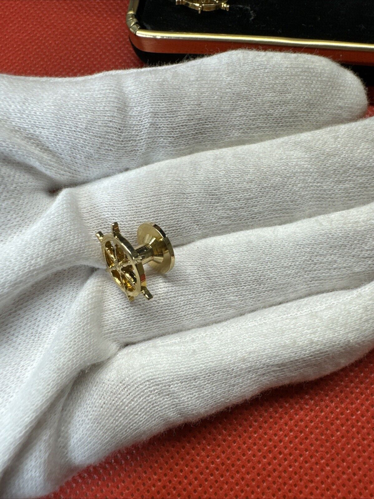 Vintage The Competition Gold Tone Cufflinks And 4 Pin