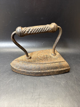 Vintage Sad Flat Iron - Primitive Antique Cast Iron - Household & Kitchen Decor