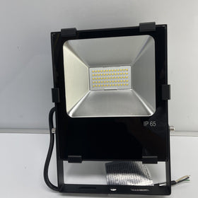 LED Flood Light-IP65 57-50w-50K-FL-XT05 CCT 5000K, AC 100-277V 50/60Hz = 50W