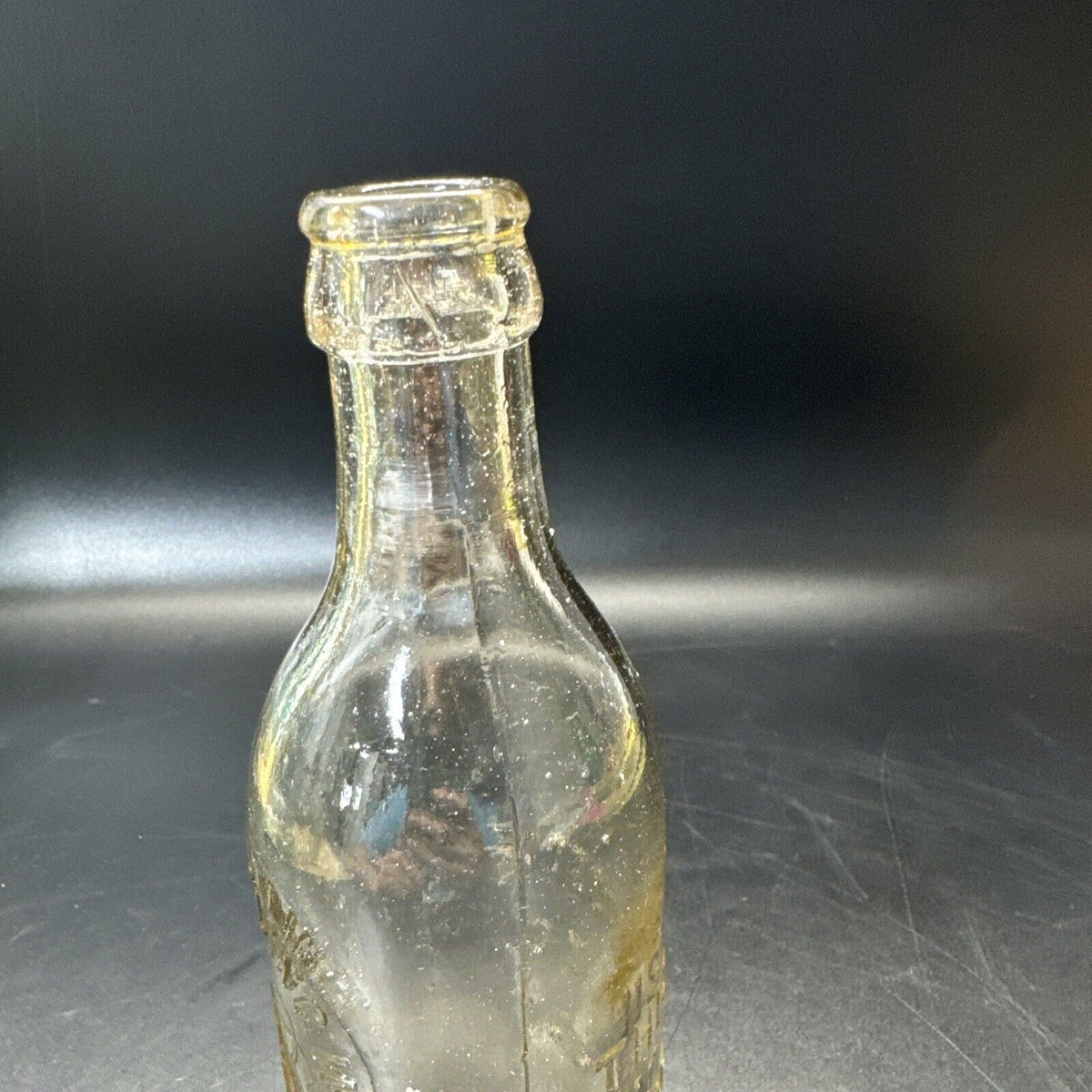 Vintage Ramapo Bottling Works Suffers, N.J. Registered Glass Bottle