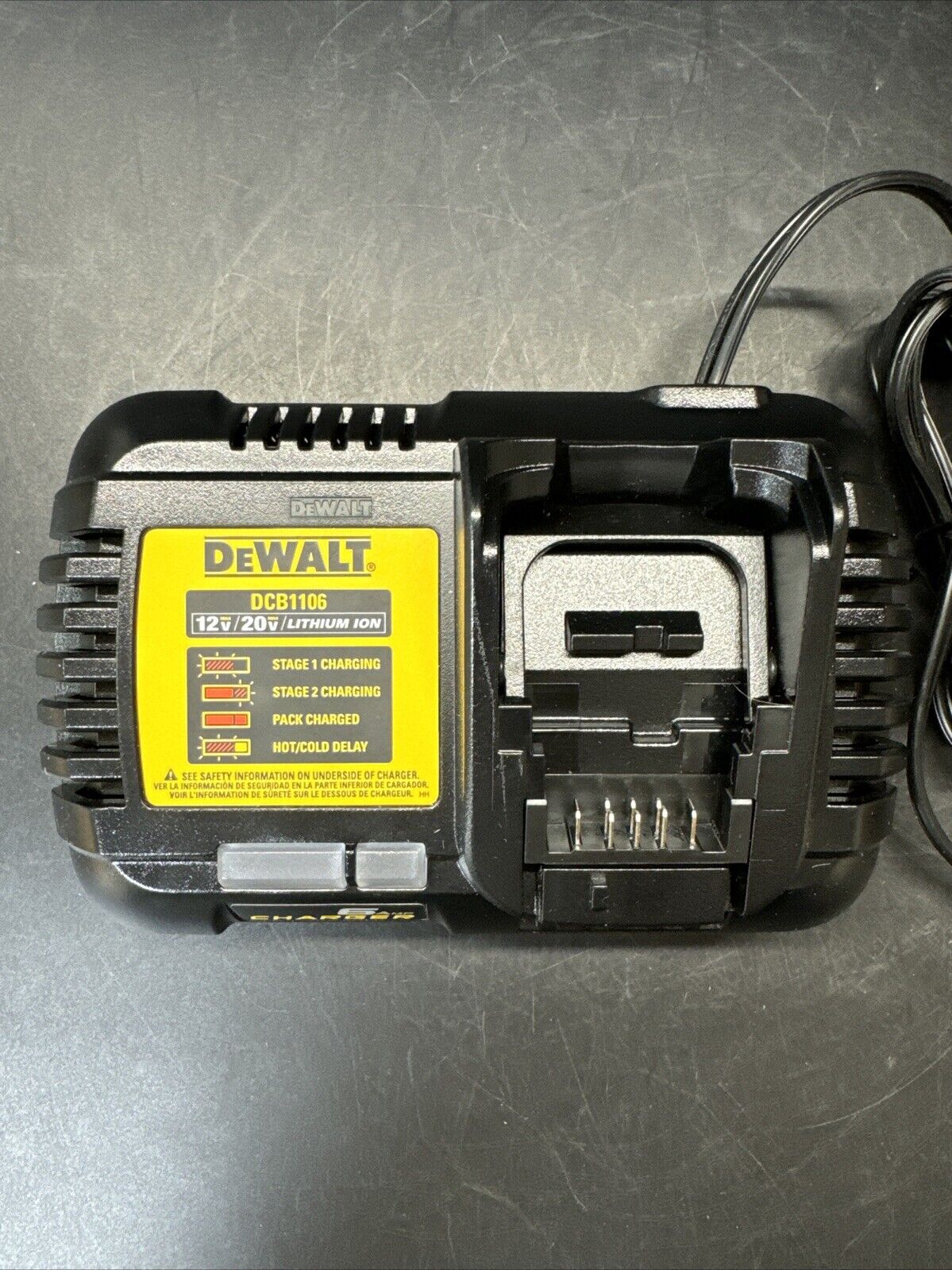 DEWALT DCB1106 12V Lithium-ion Battery Charger