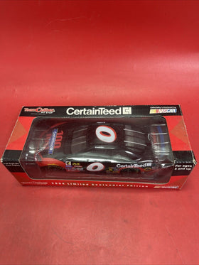 WARD BURTON  2004 TEAM CALIBER Pit Stop CERTAINEED   1/24 CAR  MINT  NASCAR