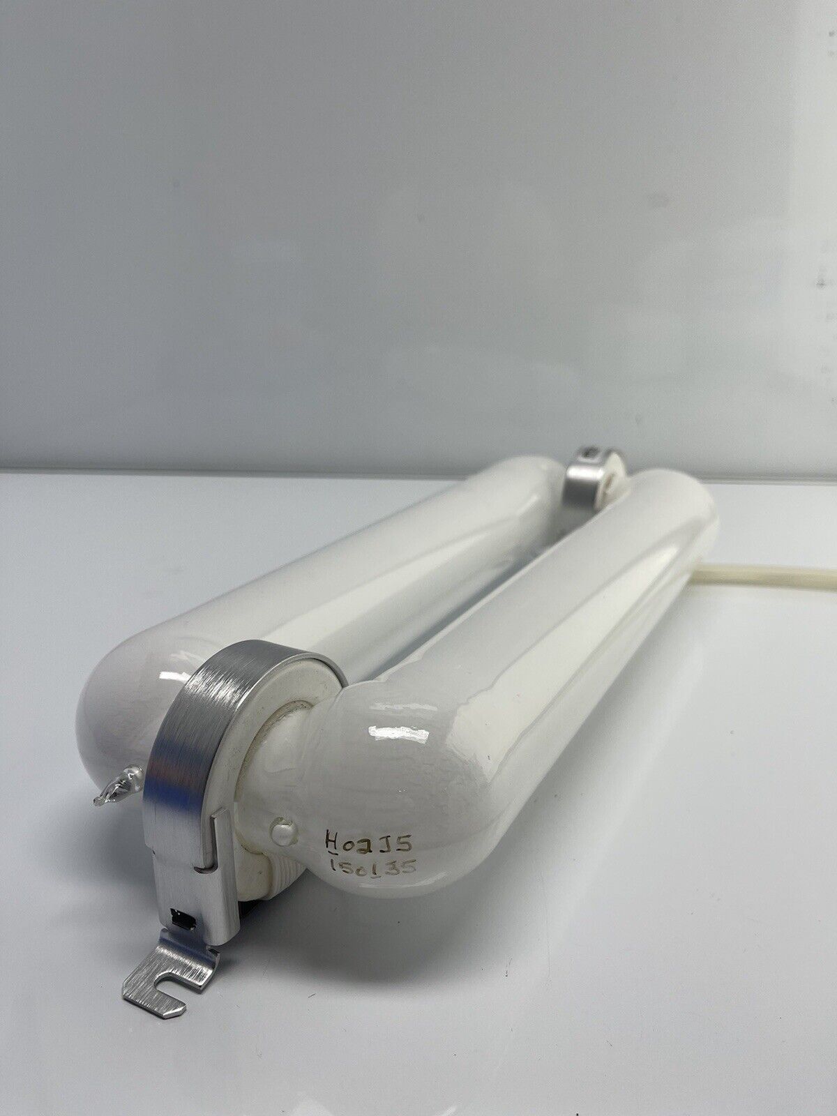 SYLVANIA ICE150/835 / ICE150835 (NEW IN BOX)