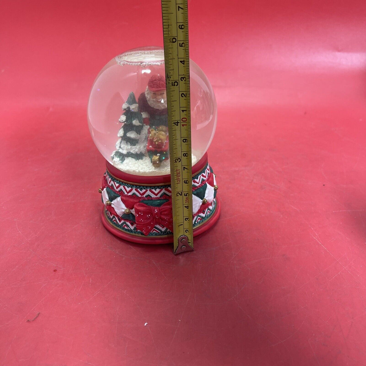 Vintage Santa Claus 🎅 Musical Snow Globe