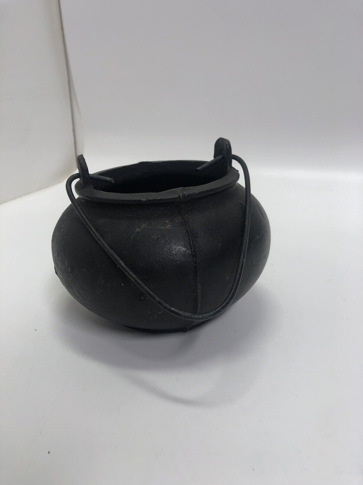 ANTIQUE HAND HAMMERED COPPER KETTLE APPLE BUTTER POT CAULDRON IRON HANDLE HEAVY