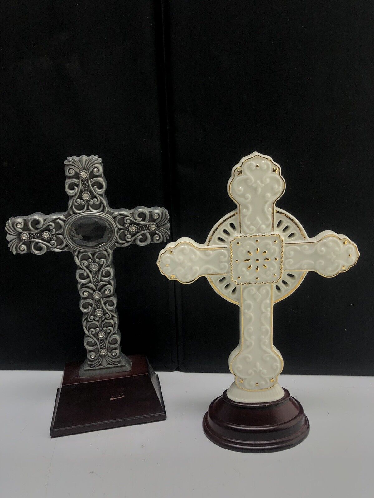 Celtic Ceramic Cross Gold Accents Holly Holiday Royal Limited Wooden Base
