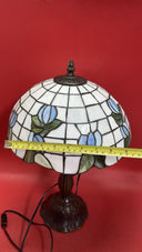 Baroque Mini Blossom Pattern Table Lamp Traditional Stained Glass Tiffany Light