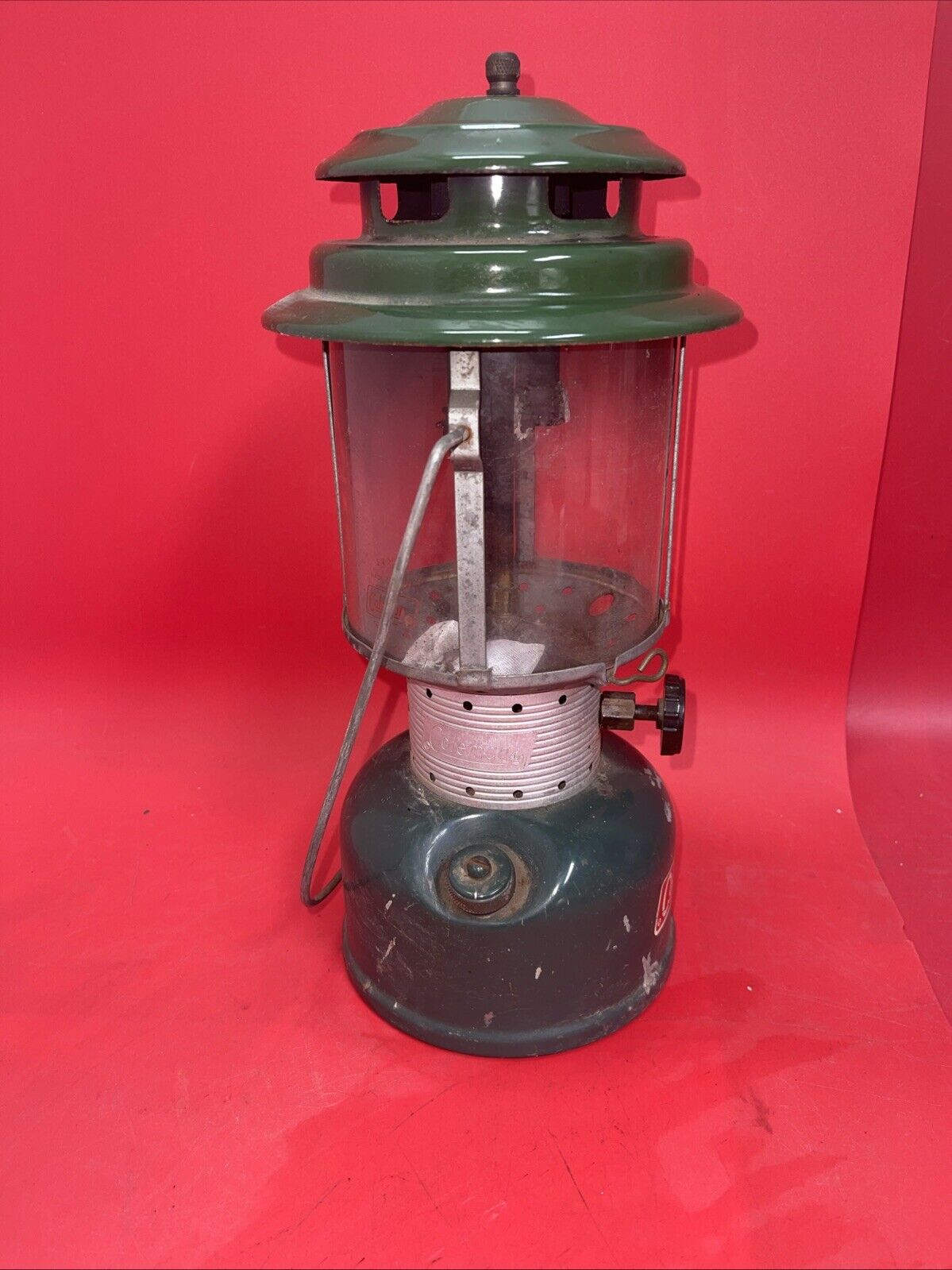 Vintage Coleman Lantern Double Mantle Model 220F Green