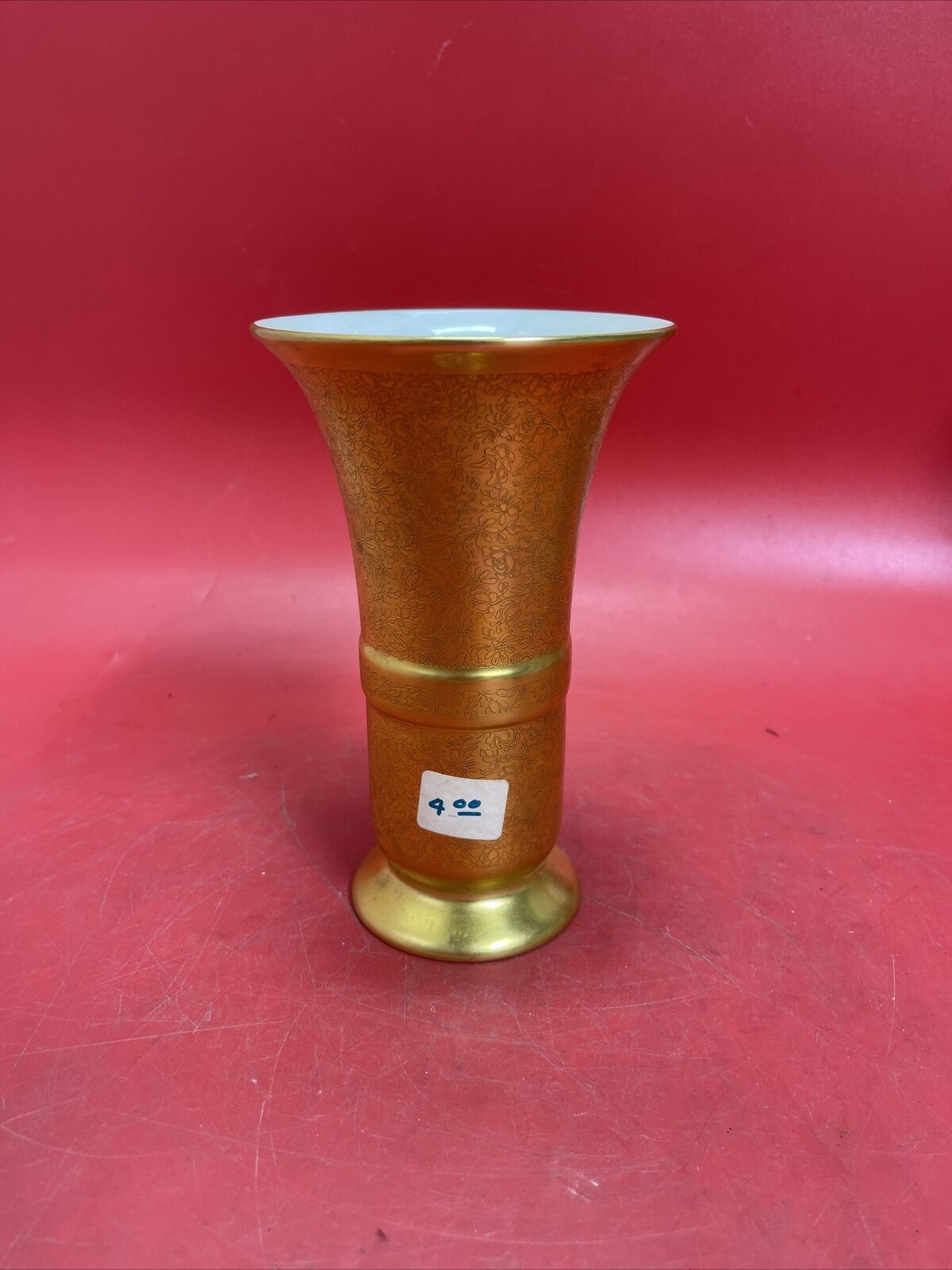 Pickard 7 In Gold Etched Daisy & Rose White Enamel Interior Fluted Vase