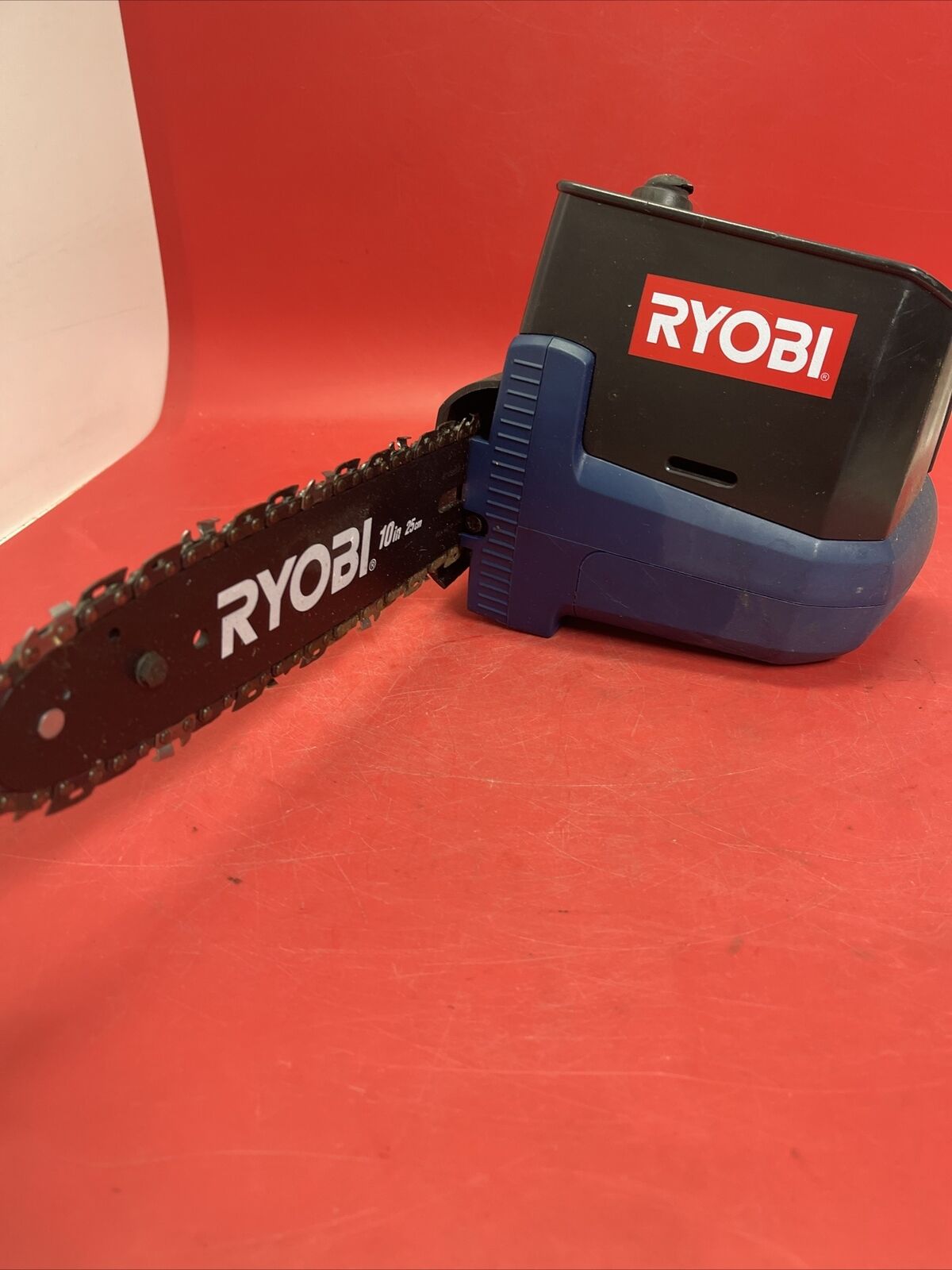 RYOBI 18V CORDLESS CHAINSAW MODEL No.P540A