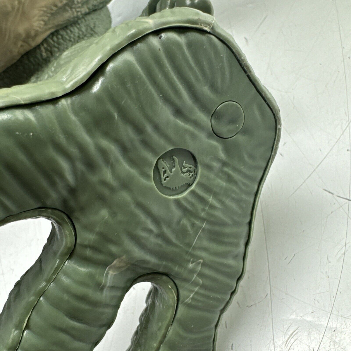 Jurassic World:Dominion Strike n Roar Gigantosaurus Dinosaur Toy GWD68