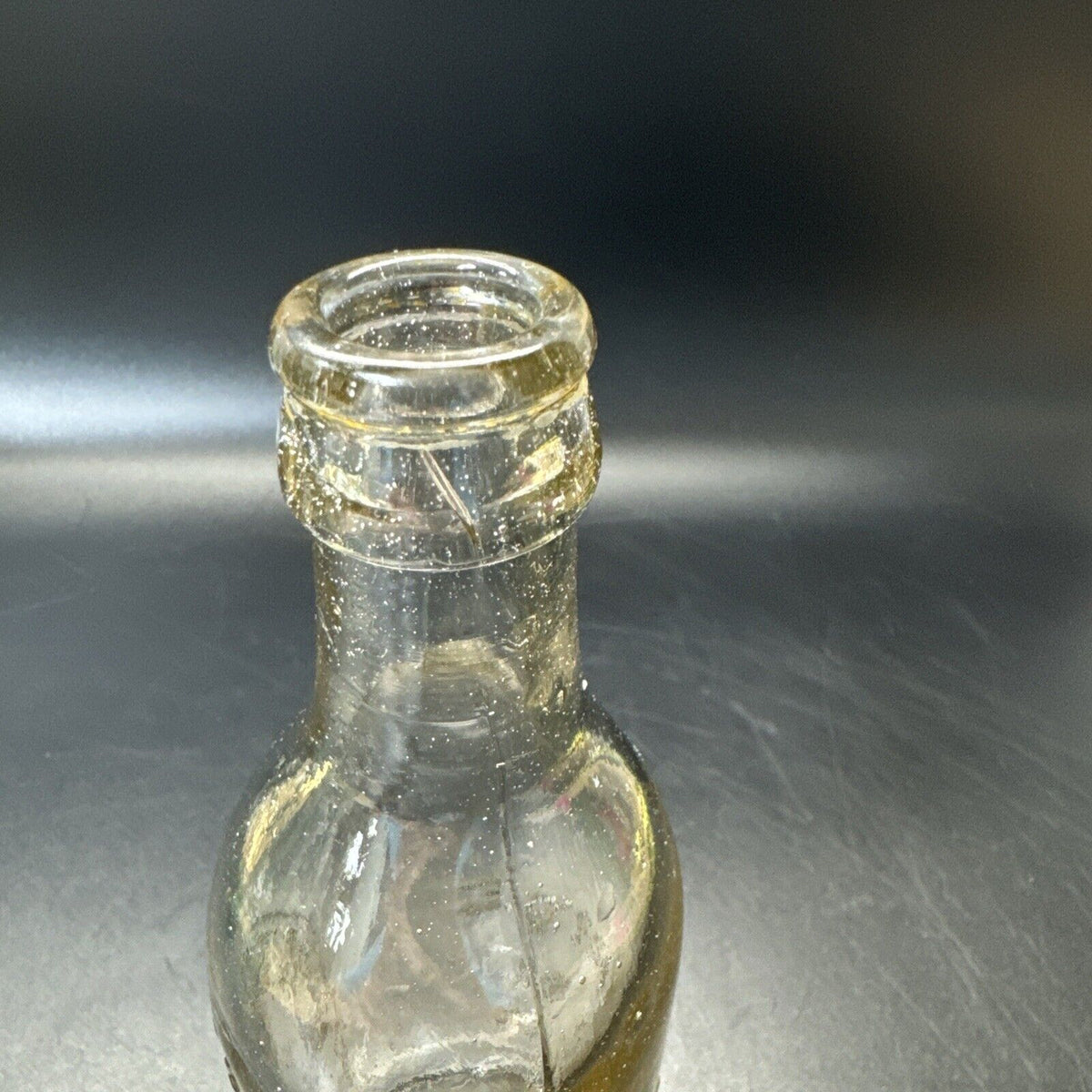 Vintage Ramapo Bottling Works Suffers, N.J. Registered Glass Bottle