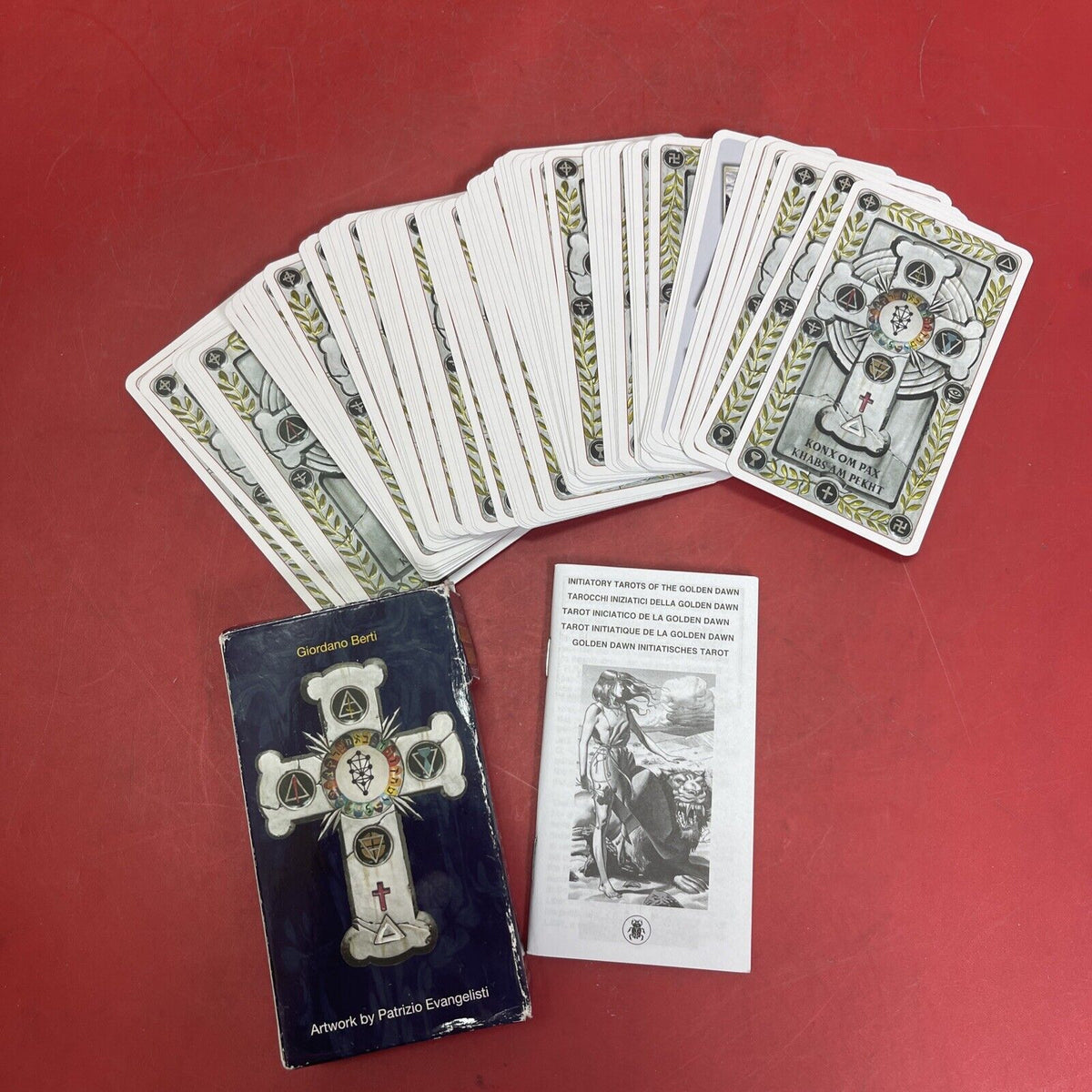 Initiatory Tarot of the Golden Dawn Deck (Lo Scarabeo Decks) by Lo Scarabeo