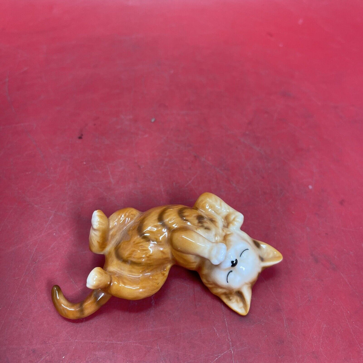 Vintage  Porcelain  Cat Kitten Figurines Lot 4