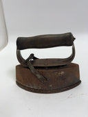 VINTAGE SAD IRON WITH COPPER BASE