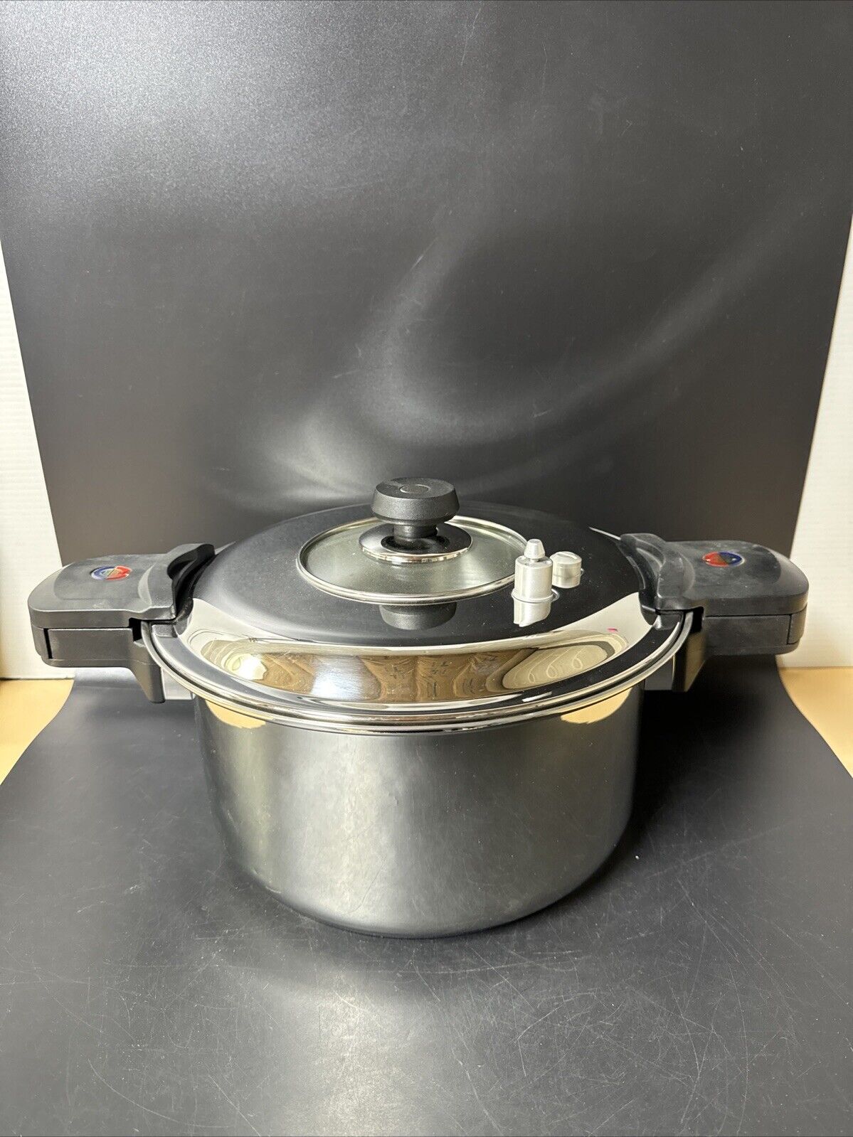 ULTREX Stainless Steel Pressure Cooker With Lid T304