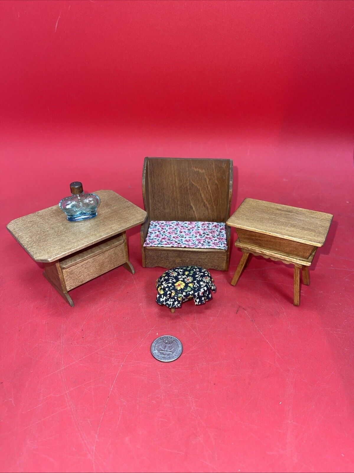 Vintage Dollhouse Furniture D & D Miniatures Lot