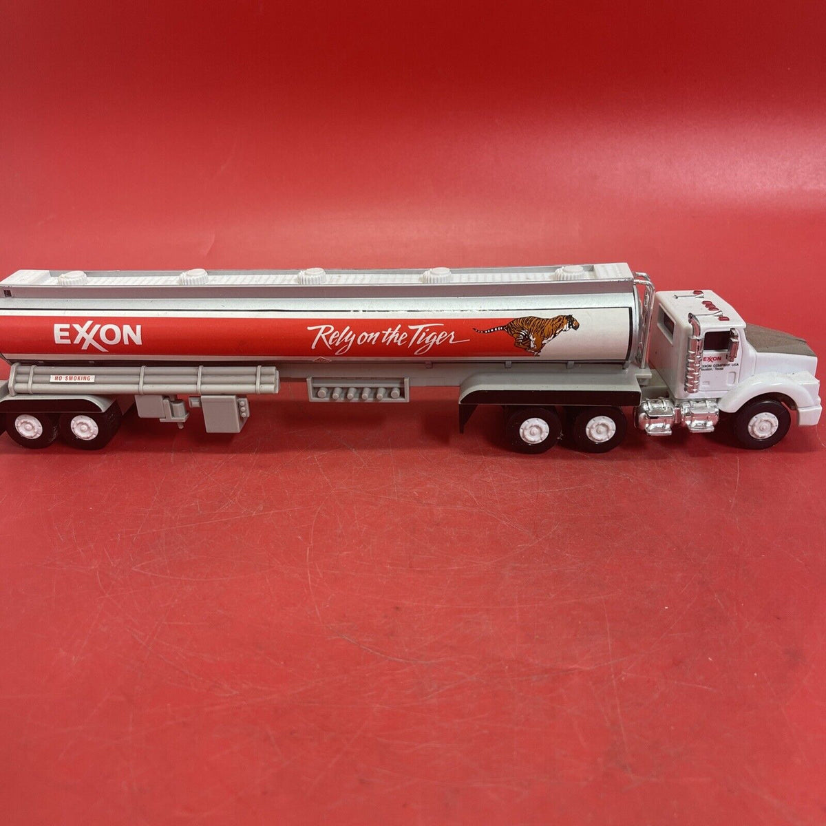 Vintage trucks with tanks lot 2