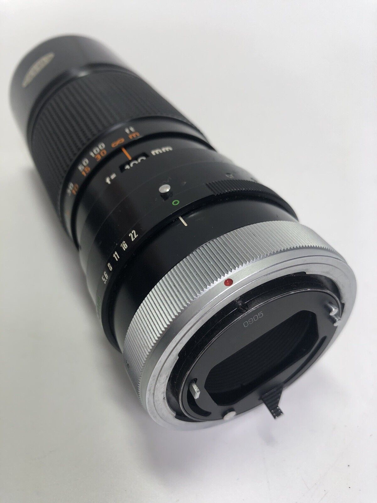 Canon FD Zoom 100-200mm 1:5.6 S.C. Lens W/ Caps & Filter Untested