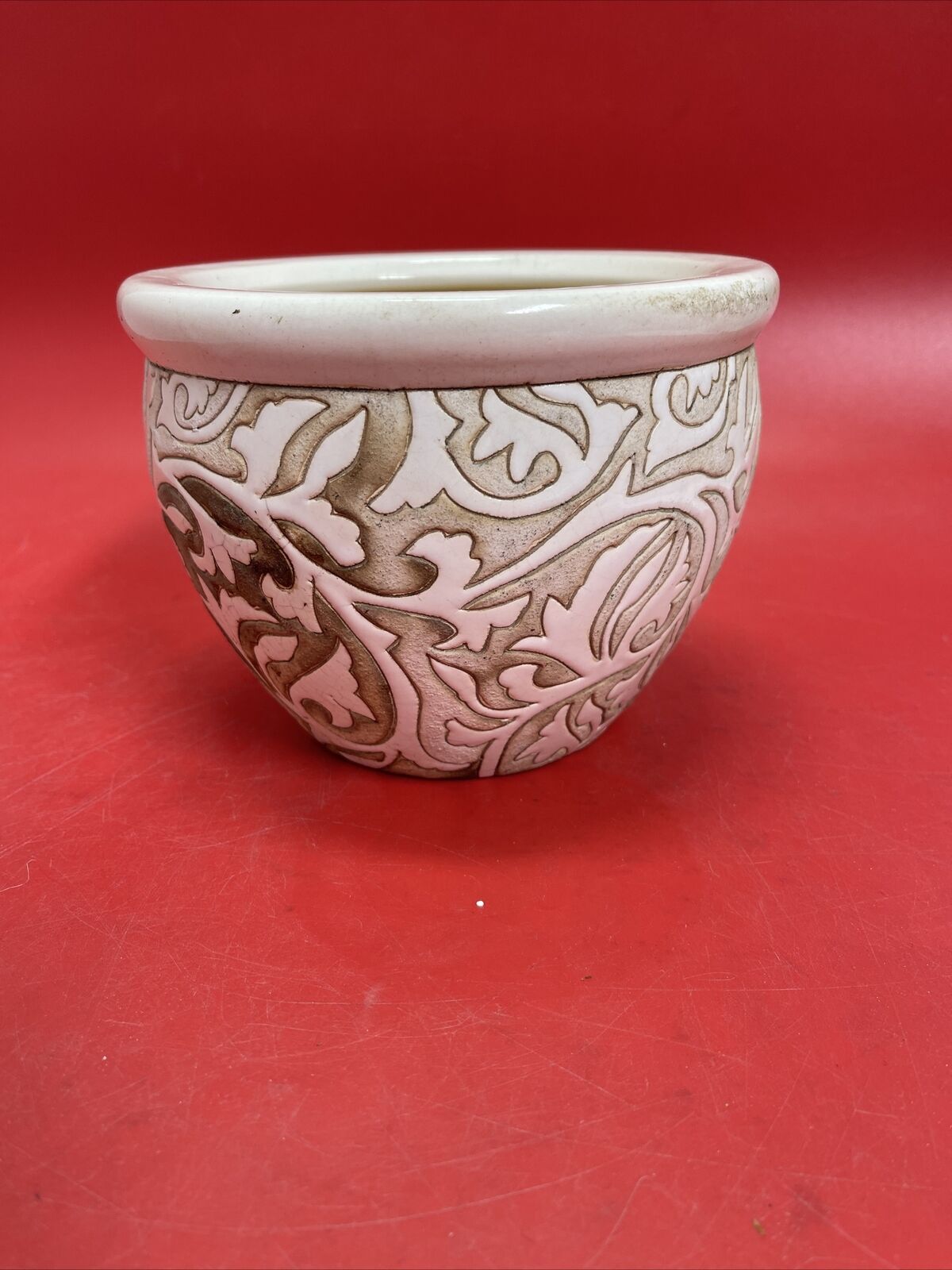 Vintage Design Flower Pot 5.5" Tall