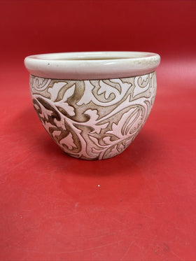 Vintage Design Flower Pot 5.5" Tall