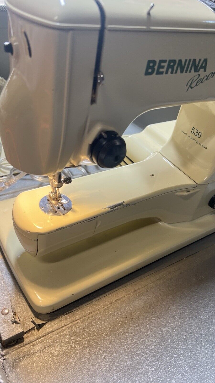 BERNINA 530 RECORD Sewing Machine with CASE Switzerland - Untested