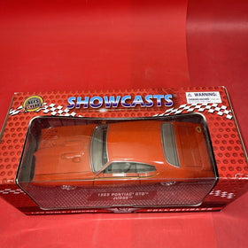 Showcasts 1969 Pontiac GTO Judge 1:24 Damage Box