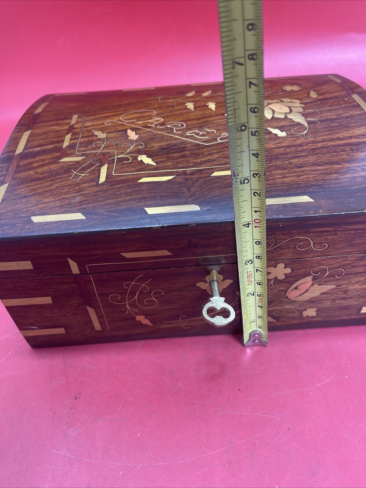 Vintage Handmade Inlaid Wood Jewelry Box W/Key,Gold Inlaid Design,10"x 7"x4"