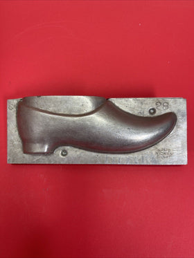 B-M Chocolate Solid Nickel Silver Dutch Shoe #28 Candy Mold Vintage