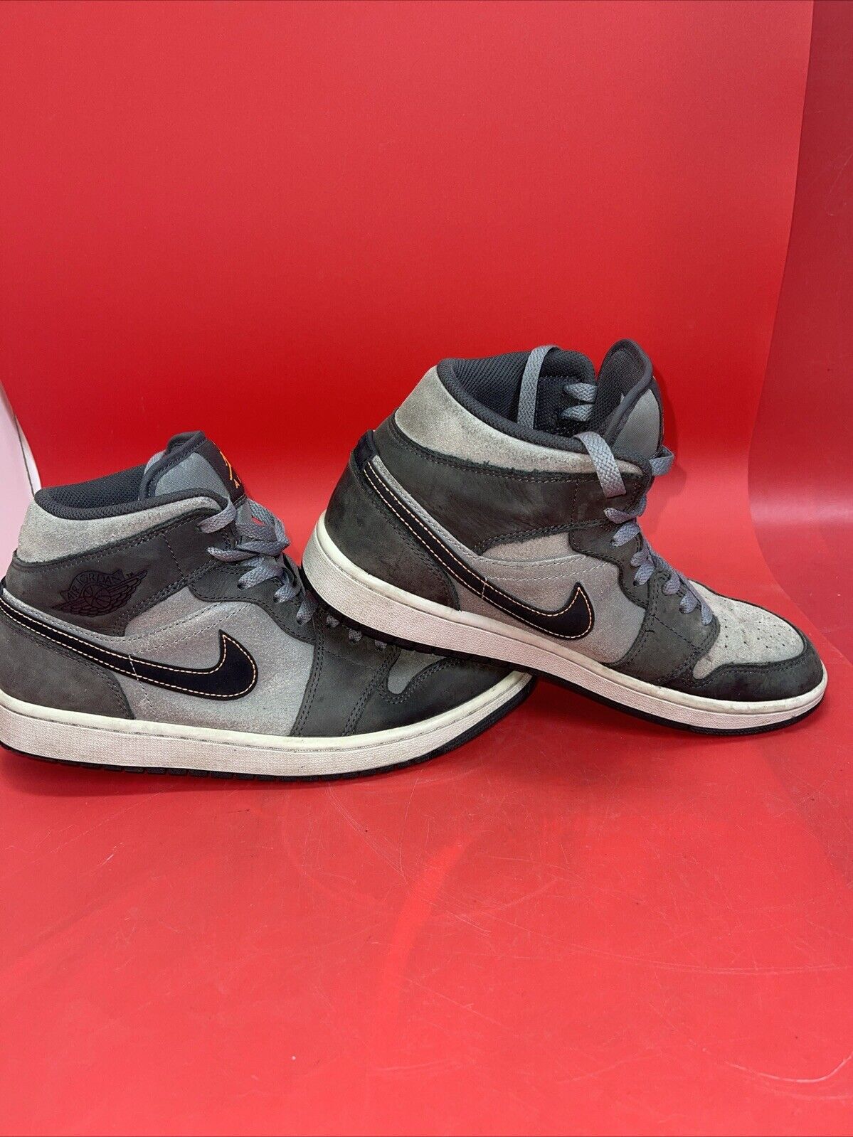 Nike Air Jordan 1 Mid SE Mens Casual Sneaker Shoes Gray FQ8338-017  Size 9.5