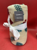 Sierra Home 50" x 60" Fleece Throw & Essential Home 50”x60” Fleece Throw.lot 3