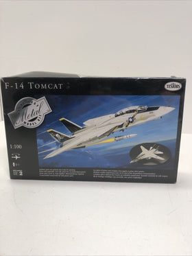 Testors F-14 Tomcat Metal Body 1:100 Model Kit  1999