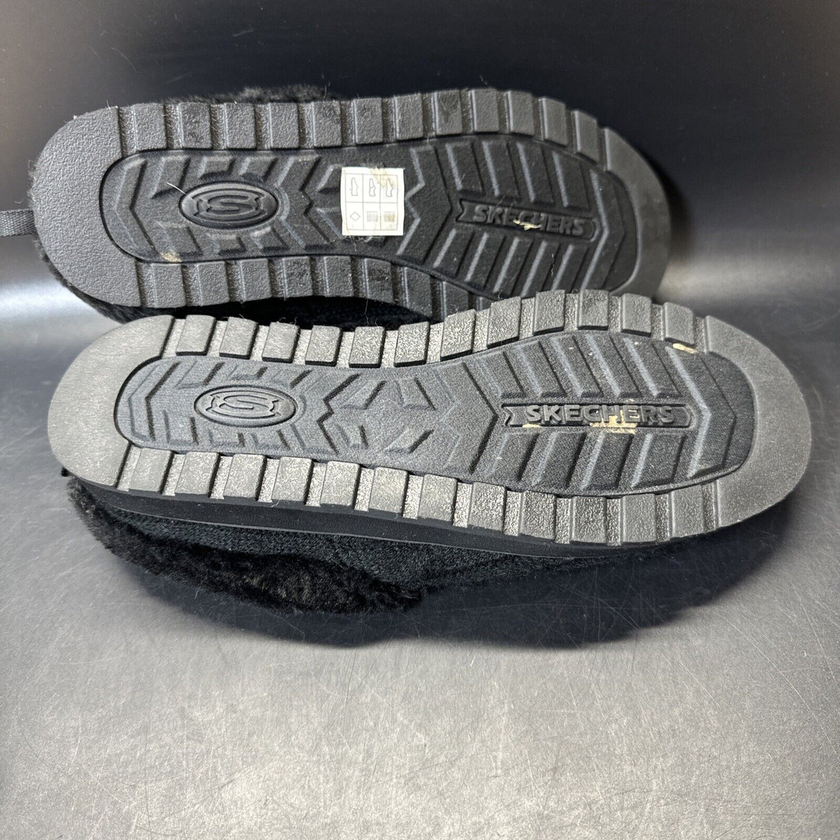 Skechers Slippers Womens Size 7.5 Black