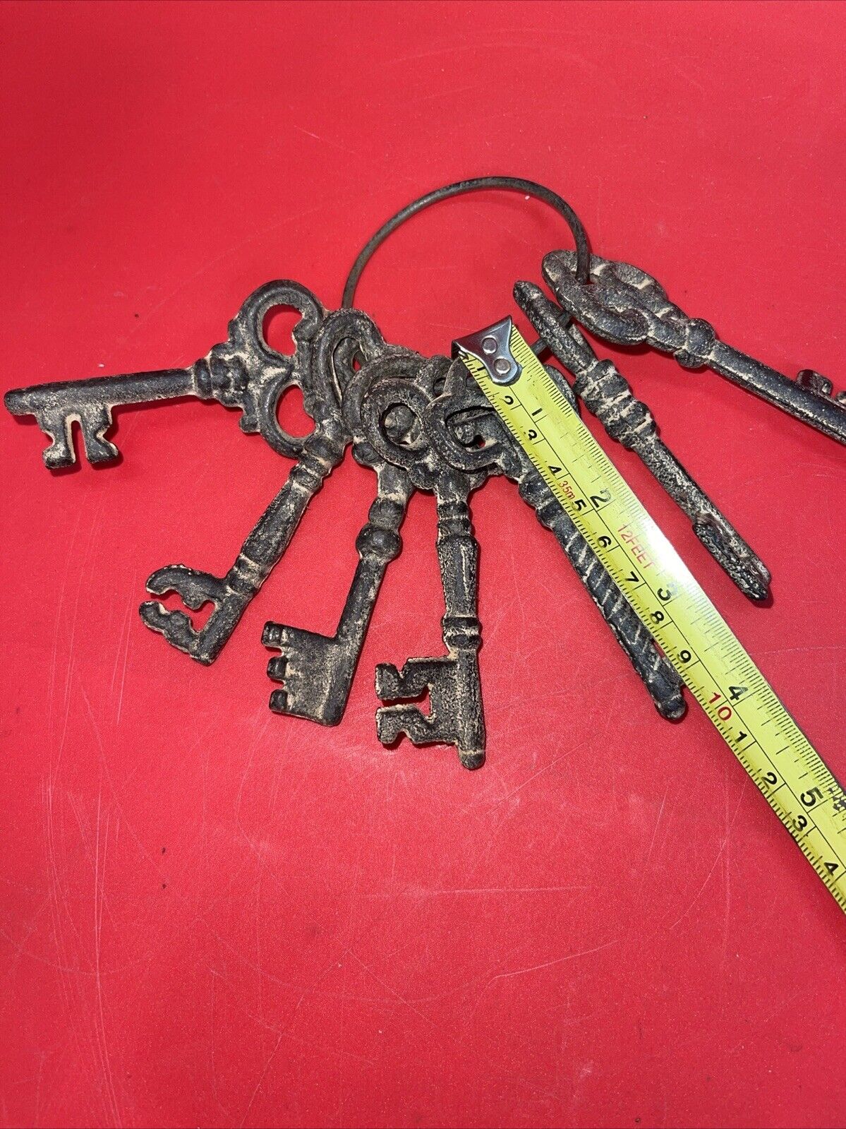 7 CAST IRON JAIL Keys House RUSTIC WESTERN CHURCH Key Ring Lock SKELETON Prop