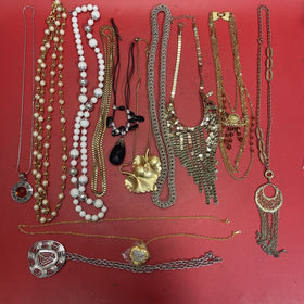 Assorted Jewelry Lot 13 Bijouterie *4