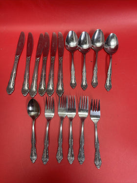 Wm A Rogers Deluxe Oneida MANSFIELD Stainless Mixed Lot (15) Forks Knives Spoons