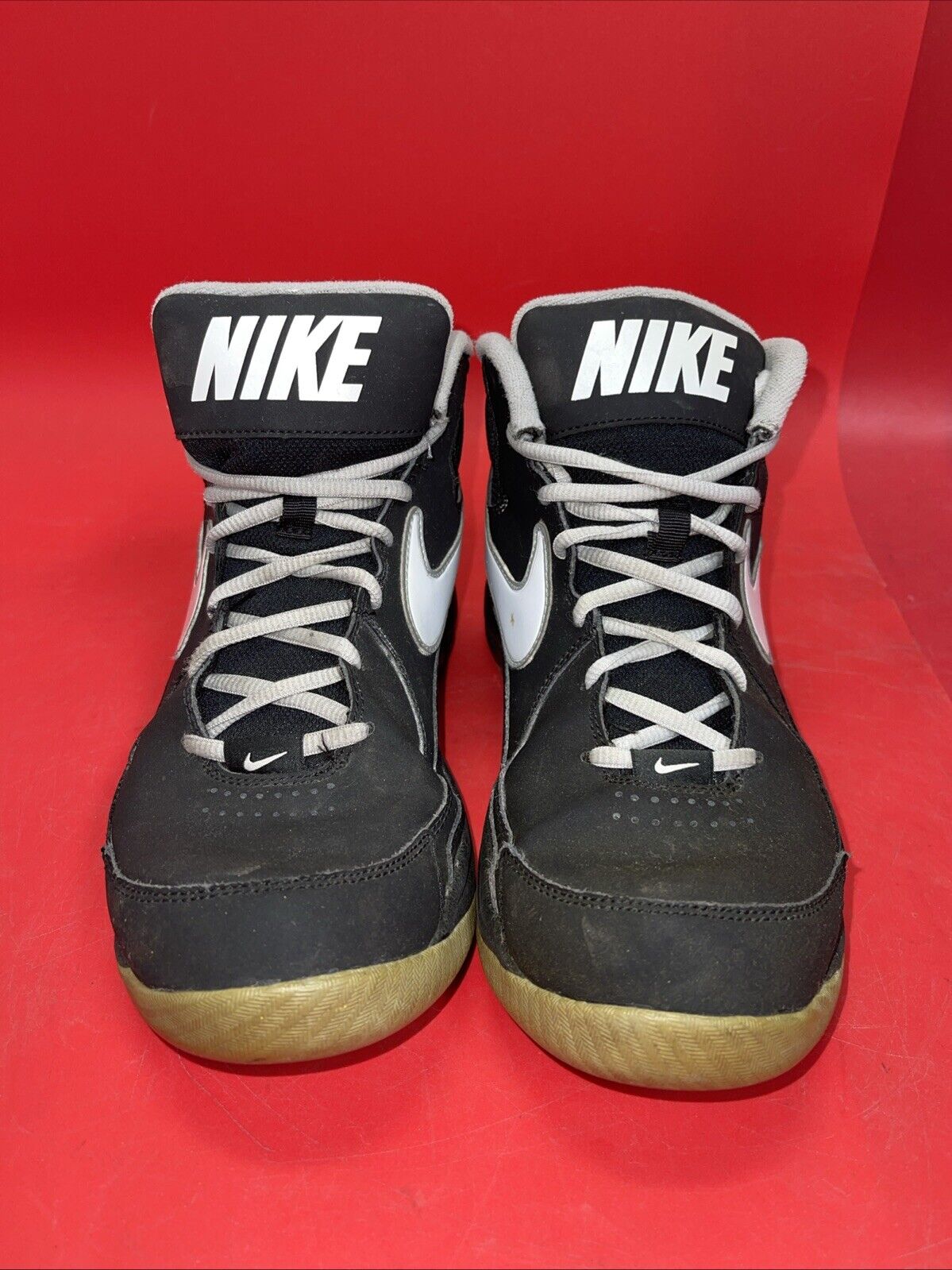 Nike "Overplay Vll" Black Basketball Shoes Women's 9.5