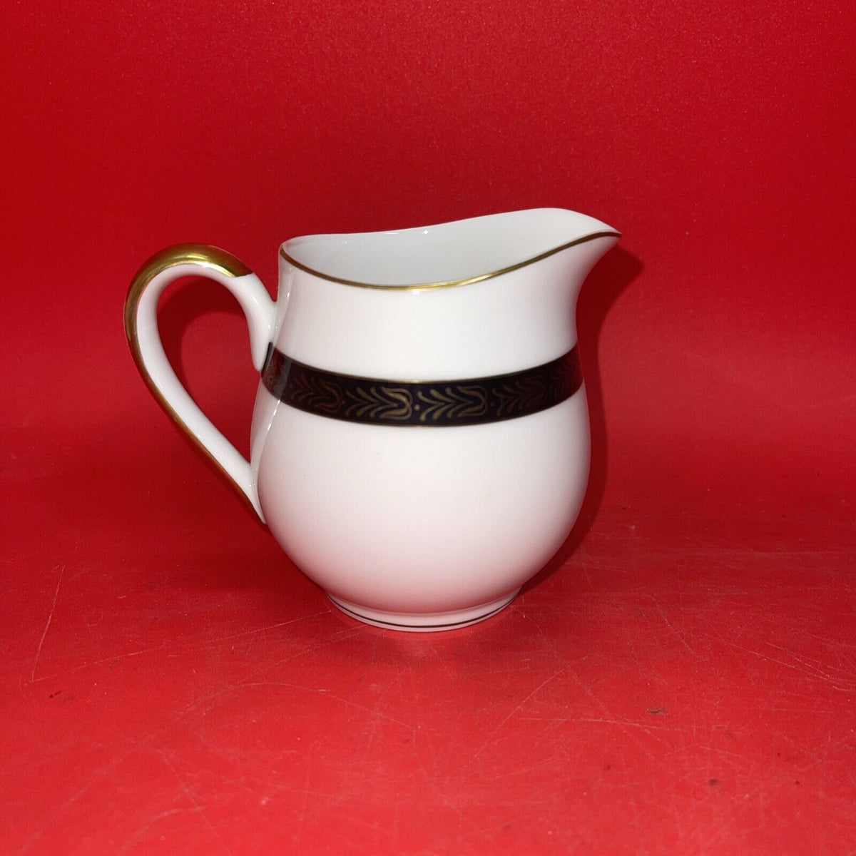 Mikasa #5353 Fine China Narumi Plaza Creamer And Sugar Bowl Set