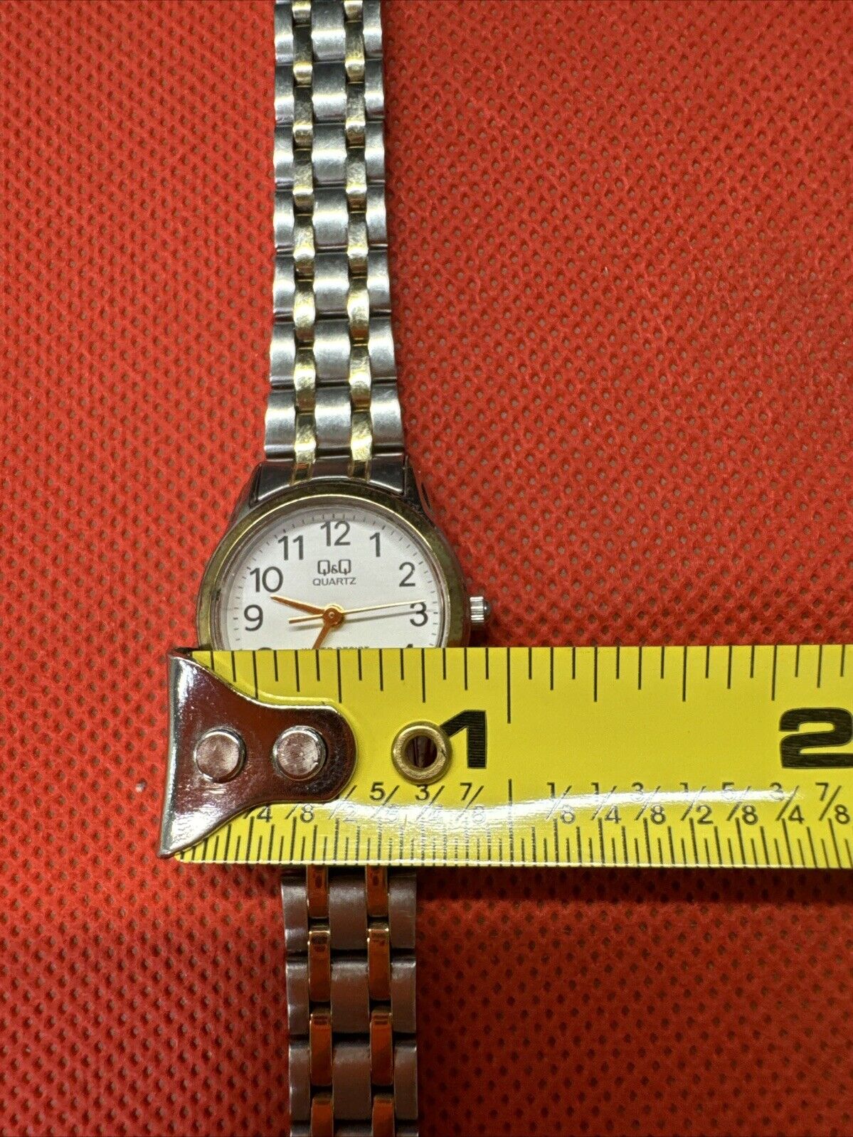 Ladies Q&Q Quartz Watch Water Resist 3 Bar/ Works