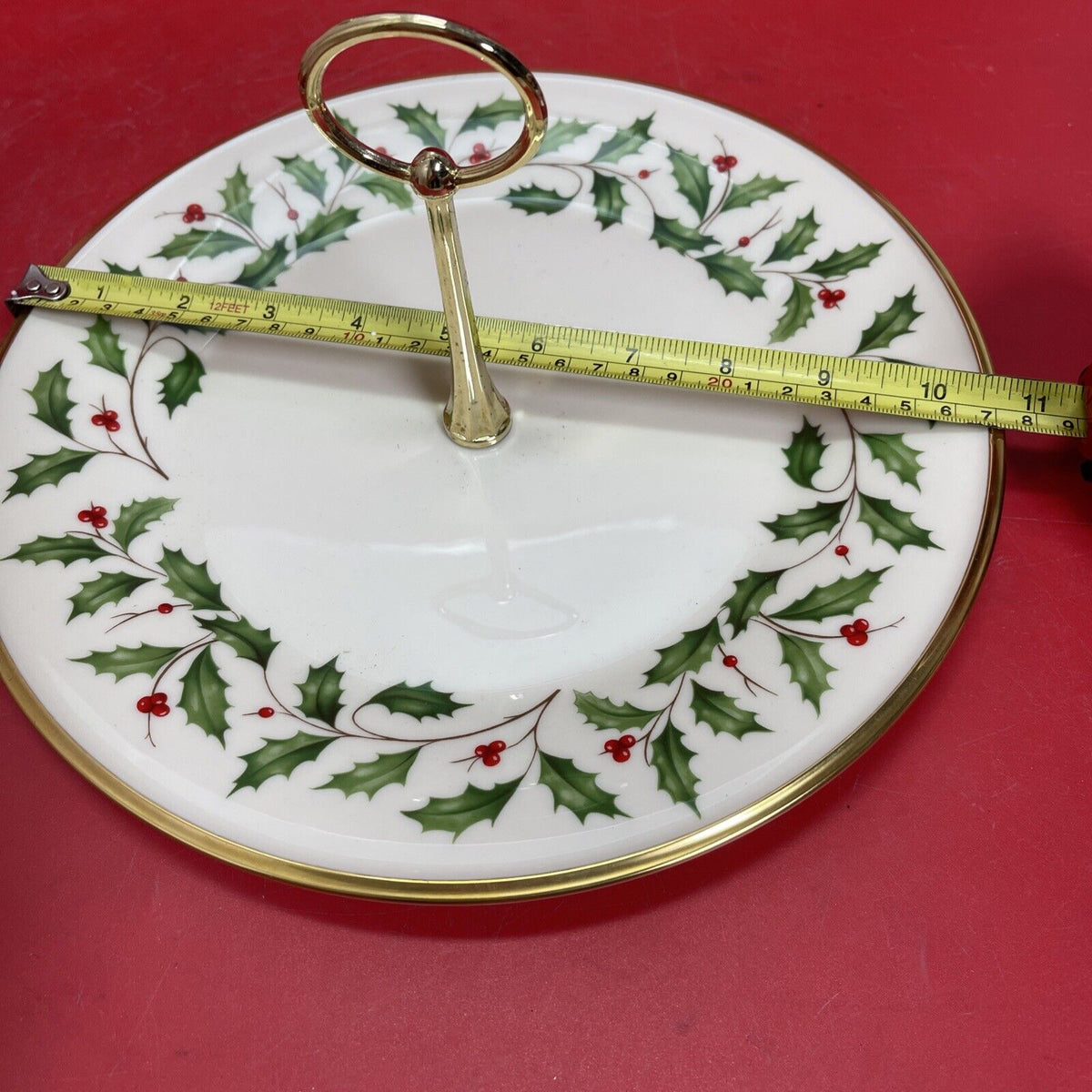 Lenox Holiday Plate with Handle and 2 Glasses